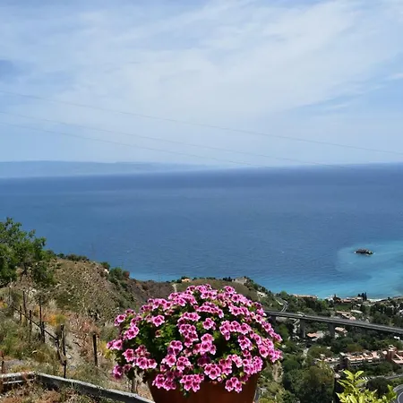 Apartment La Casetta Di Clody Taormina